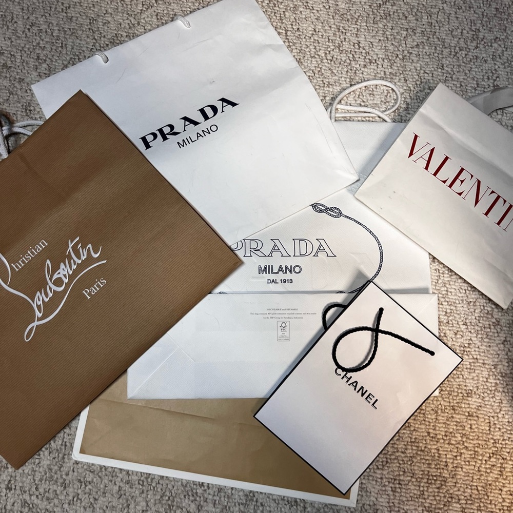 Shop paper bags